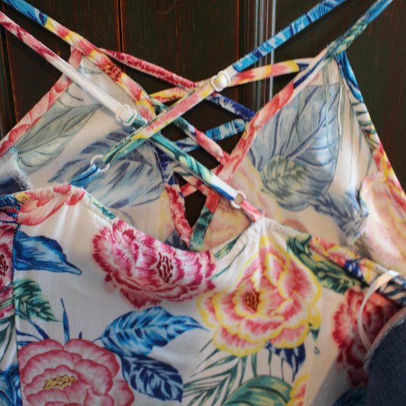 Floral dress - Picture 2 of 3